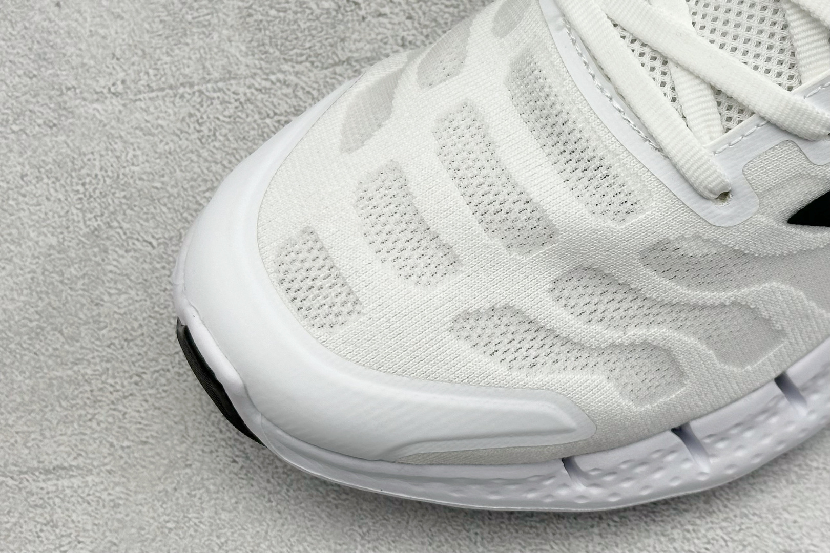 Adidas Running Shoes M-l