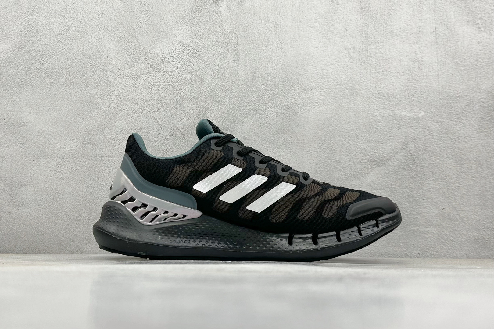 Adidas Running Shoes M-l