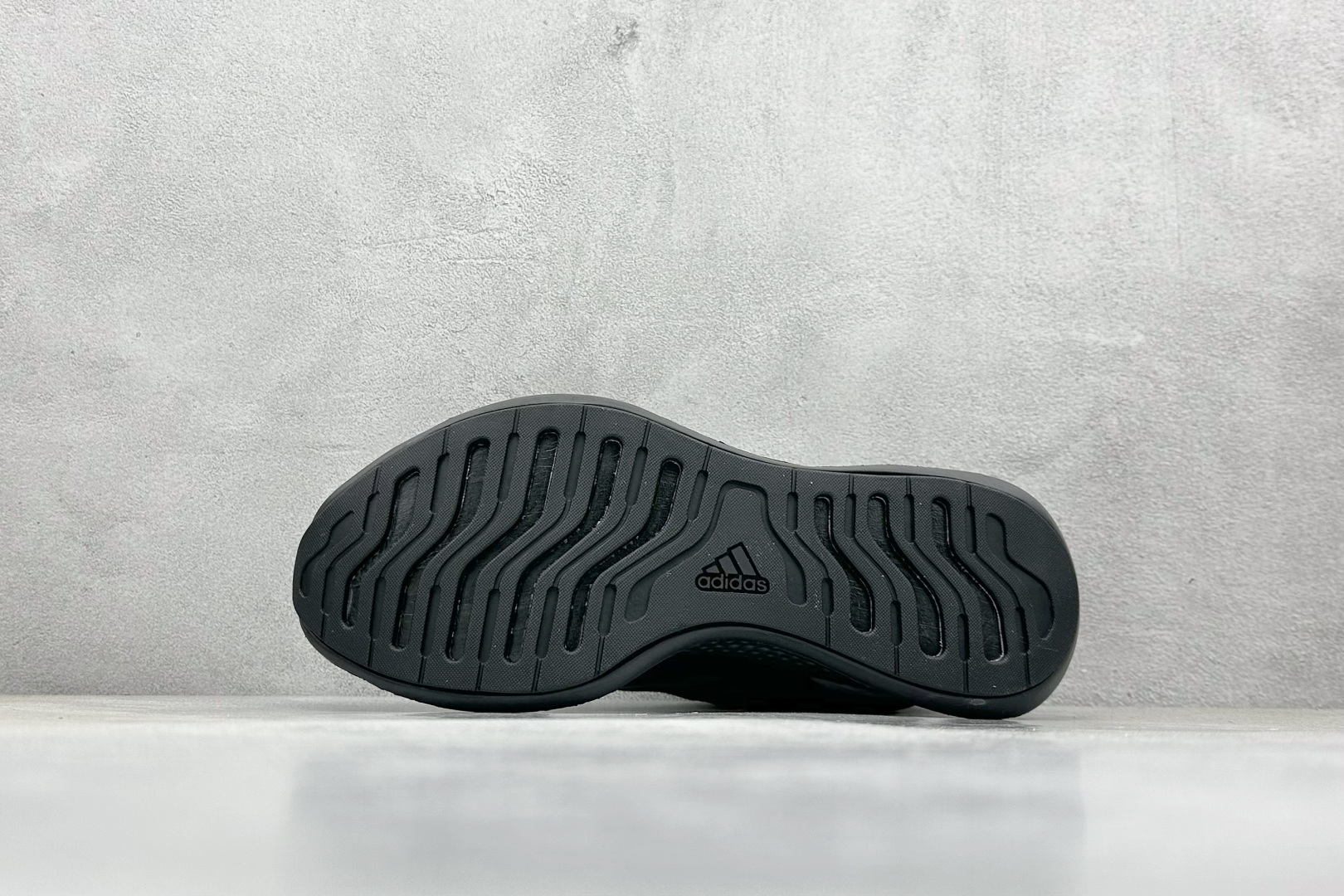 Adidas Running Shoes M-l