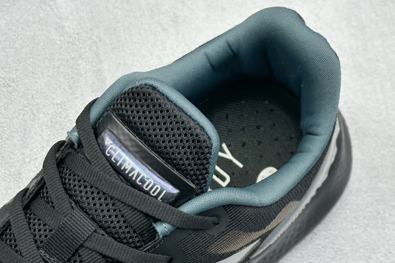 Adidas Running Shoes M-l