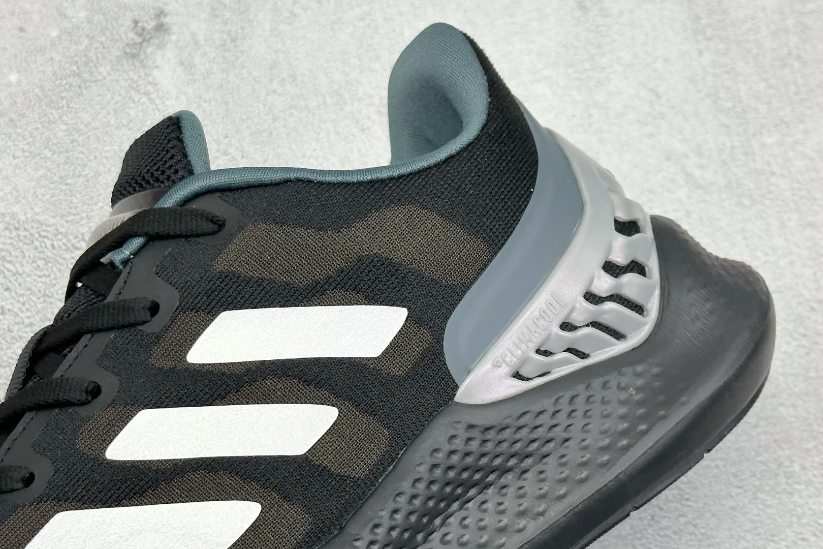 Adidas Running Shoes M-l