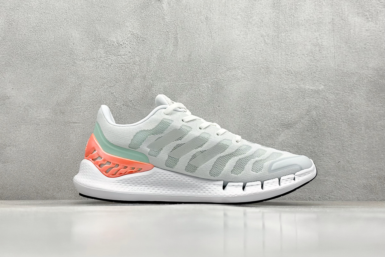 Adidas Running Shoes M-l