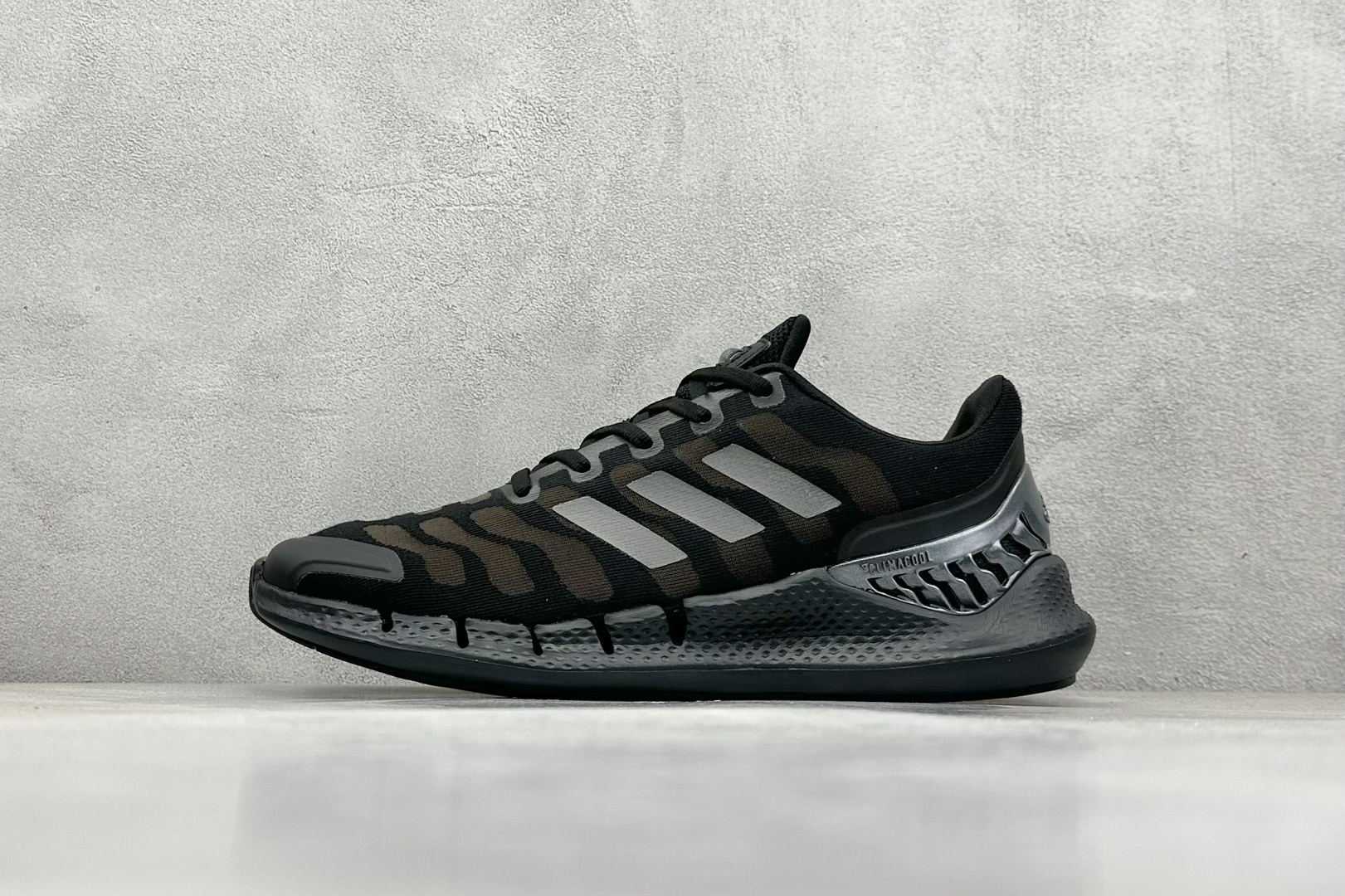 Adidas Running Shoes M-l