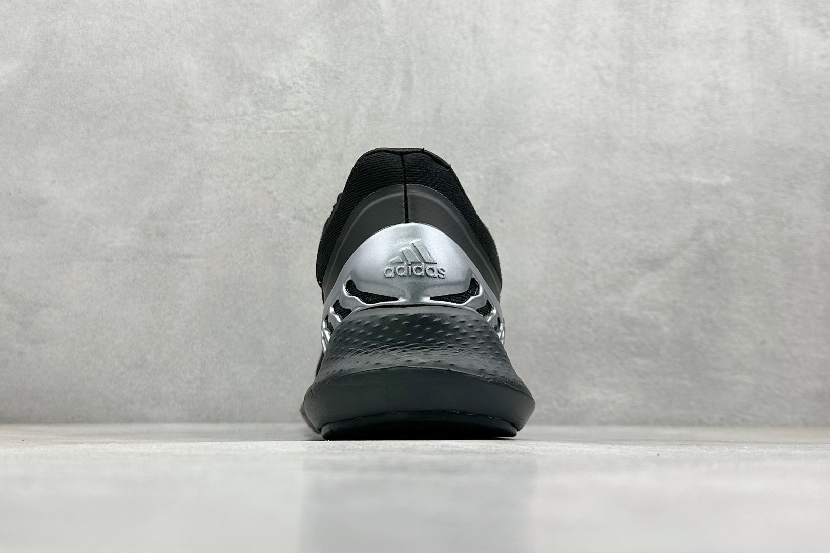 Adidas Running Shoes M-l