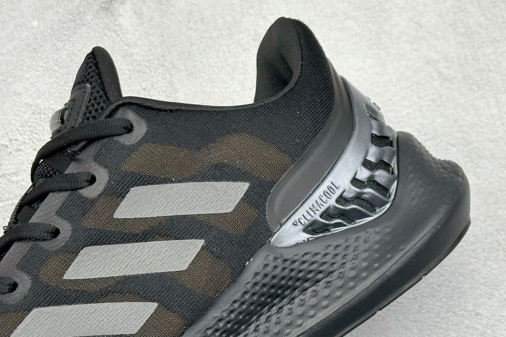 Adidas Running Shoes M-l