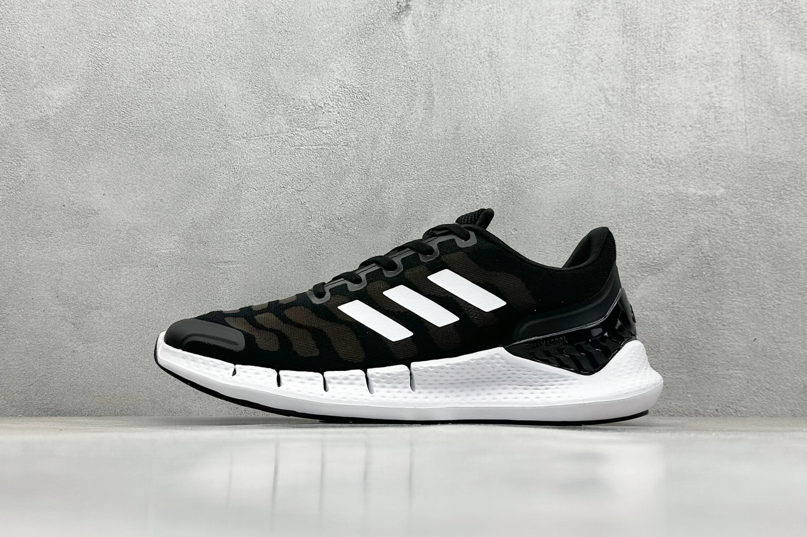 Adidas Running Shoes M-l