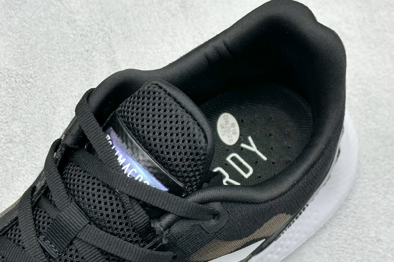 Adidas Running Shoes M-l