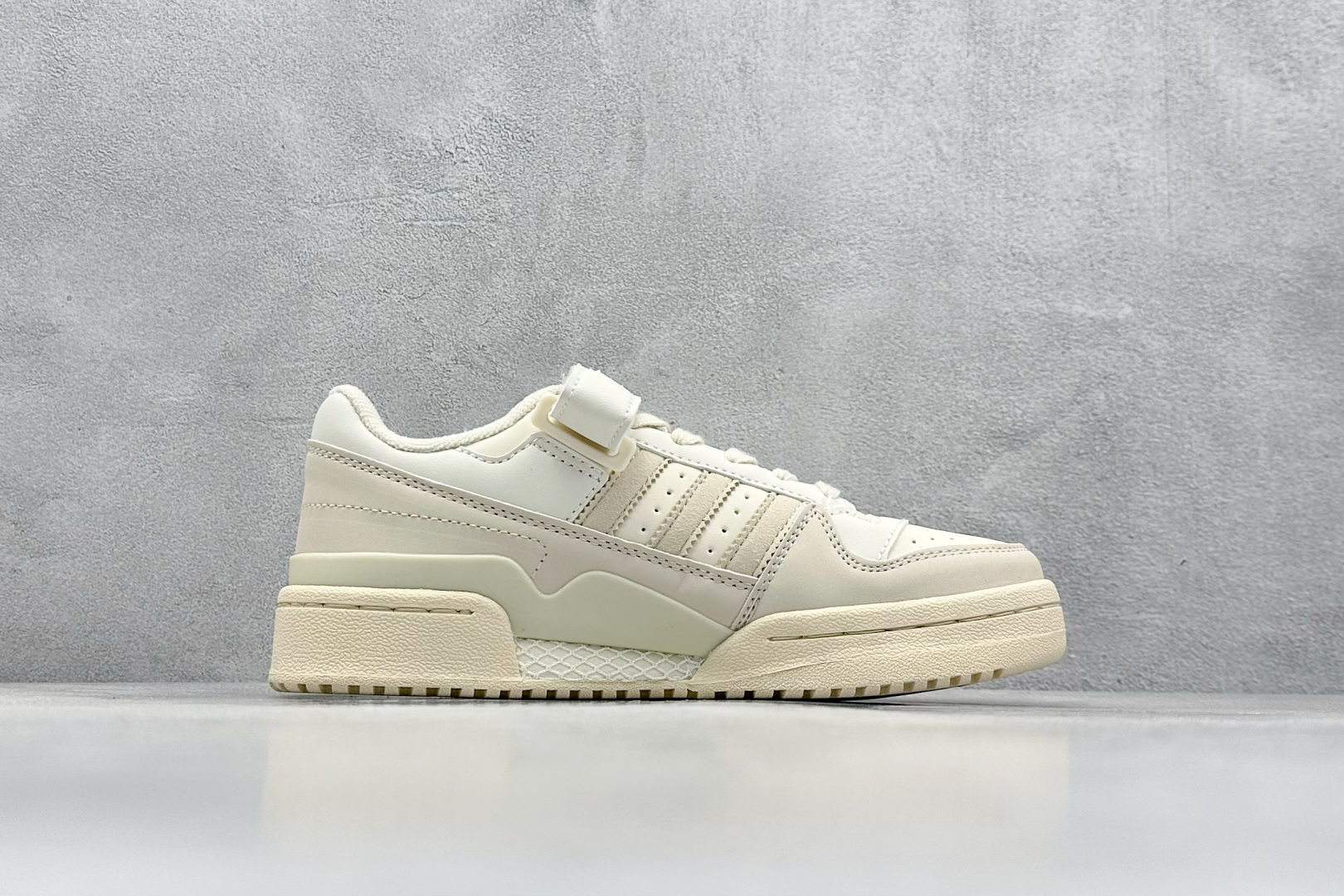 Adidas Leather Shoes M-l-s