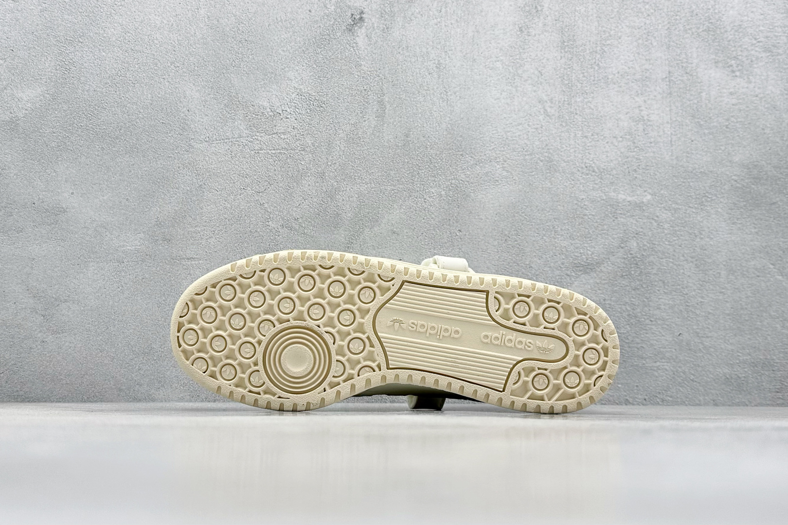 Adidas Leather Shoes M-l-s