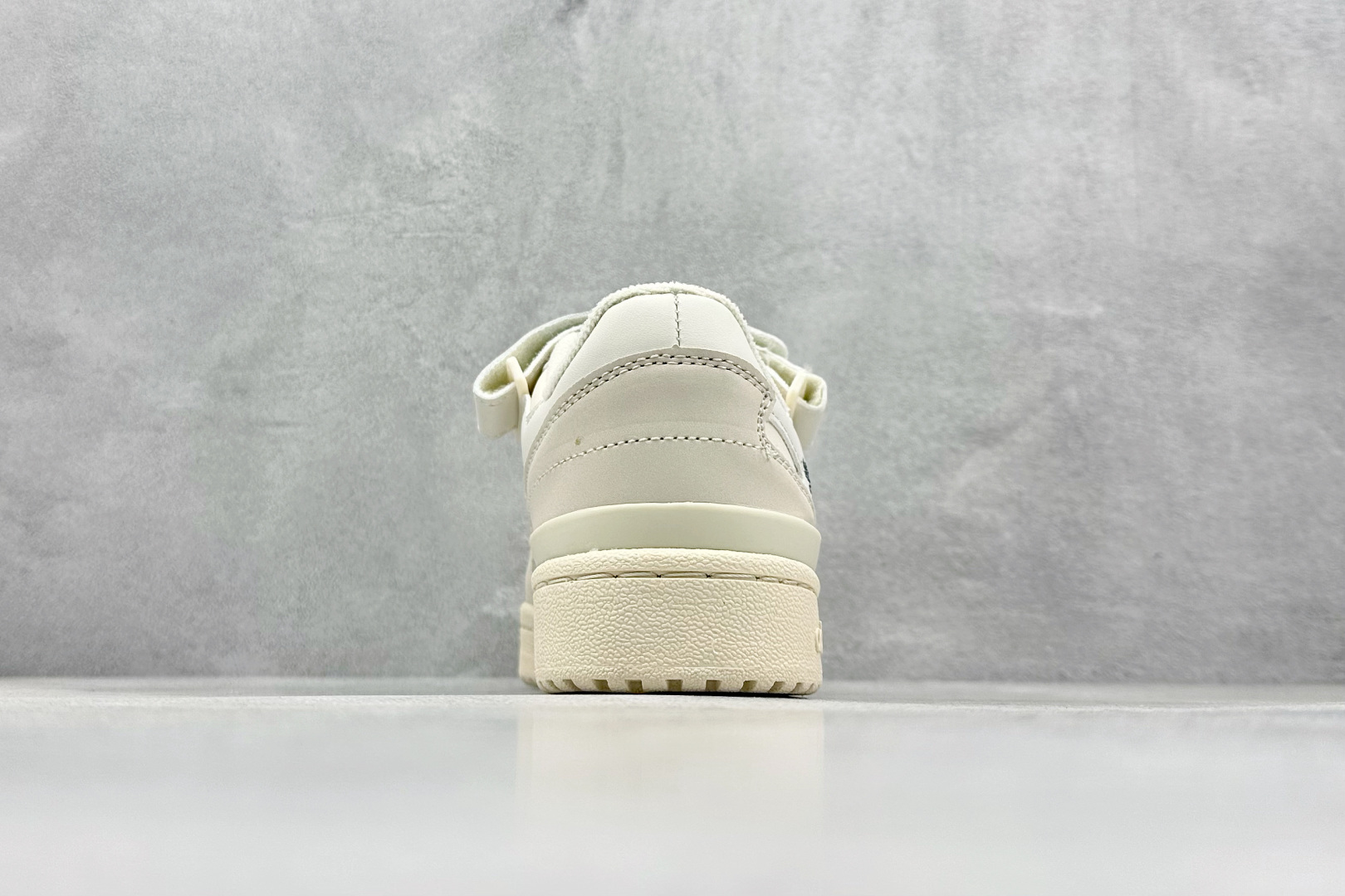 Adidas Leather Shoes M-l-s