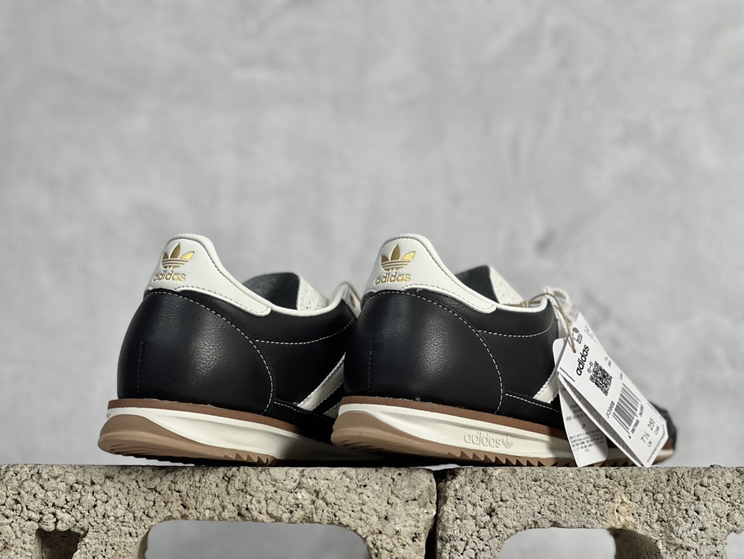 Adidas Running Shoes L-s