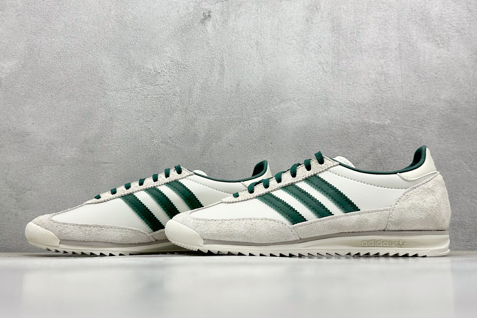 Adidas Running Shoes L-s