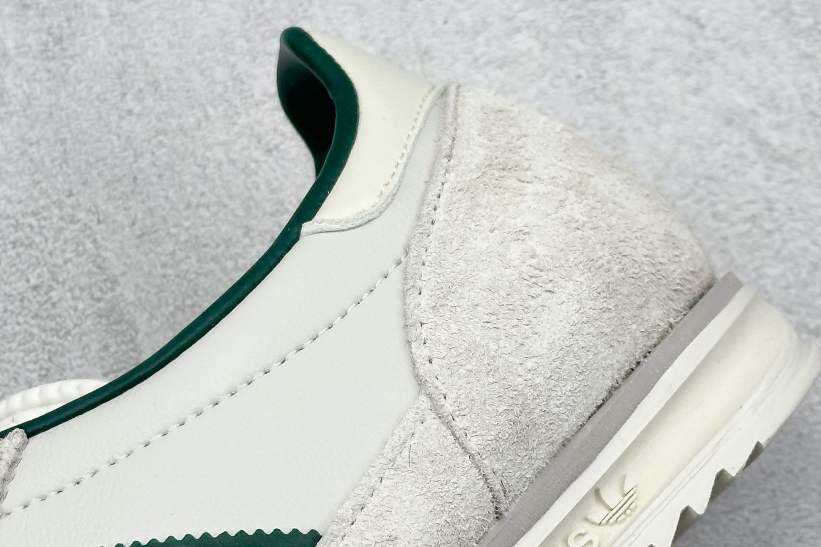 Adidas Running Shoes L-s