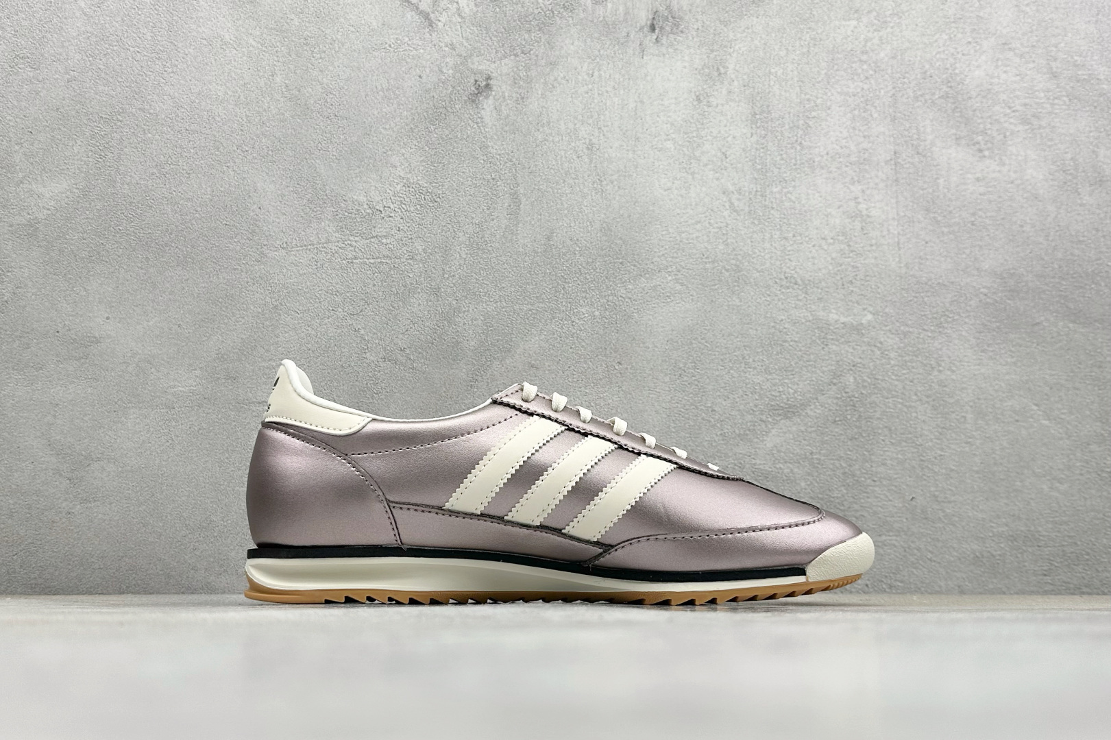 Adidas Board Shoes L-s