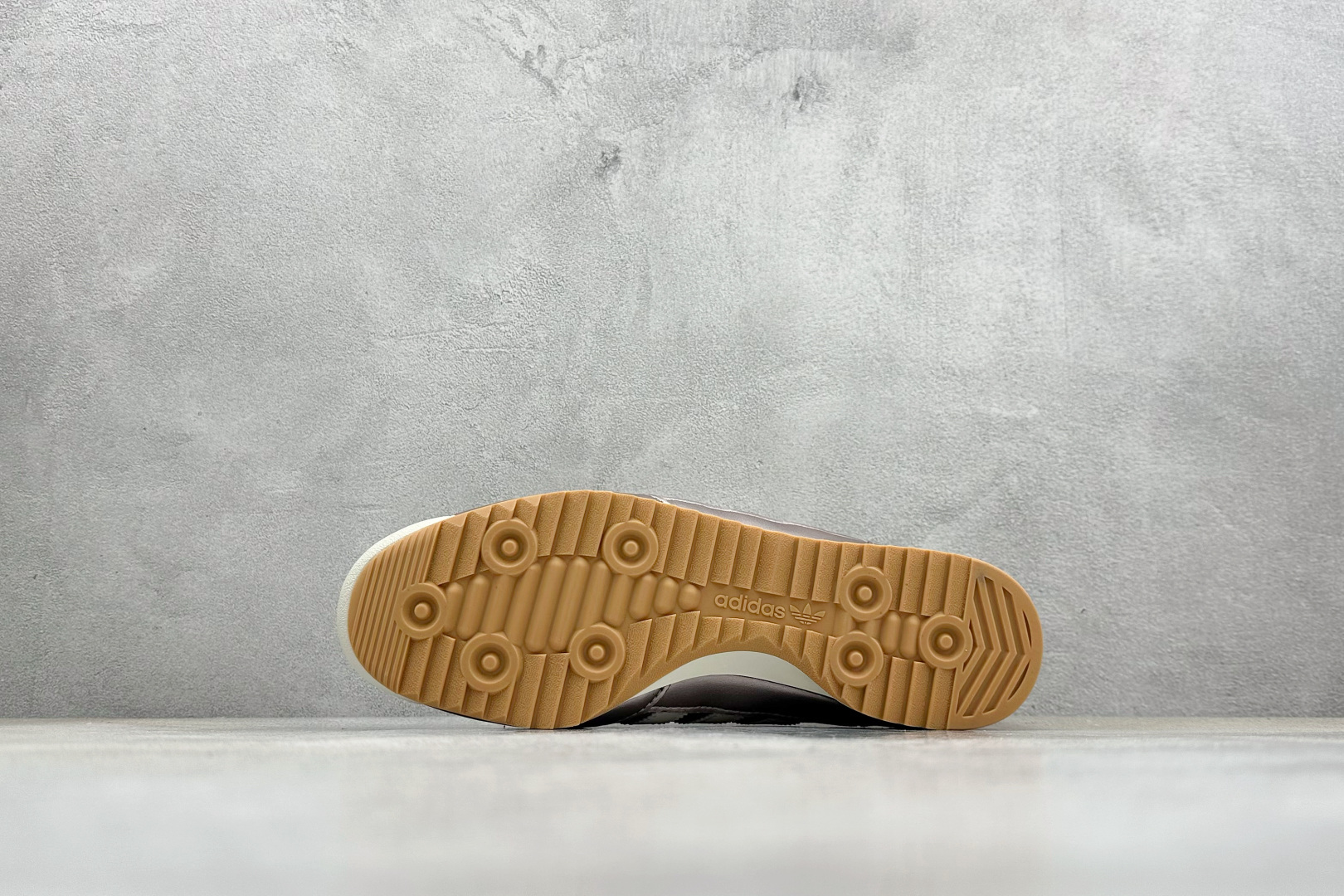 Adidas Board Shoes L-s