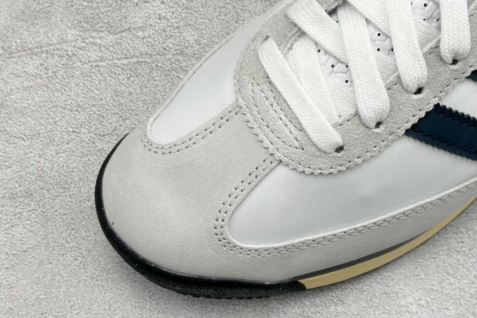 Adidas Board Shoes L-s