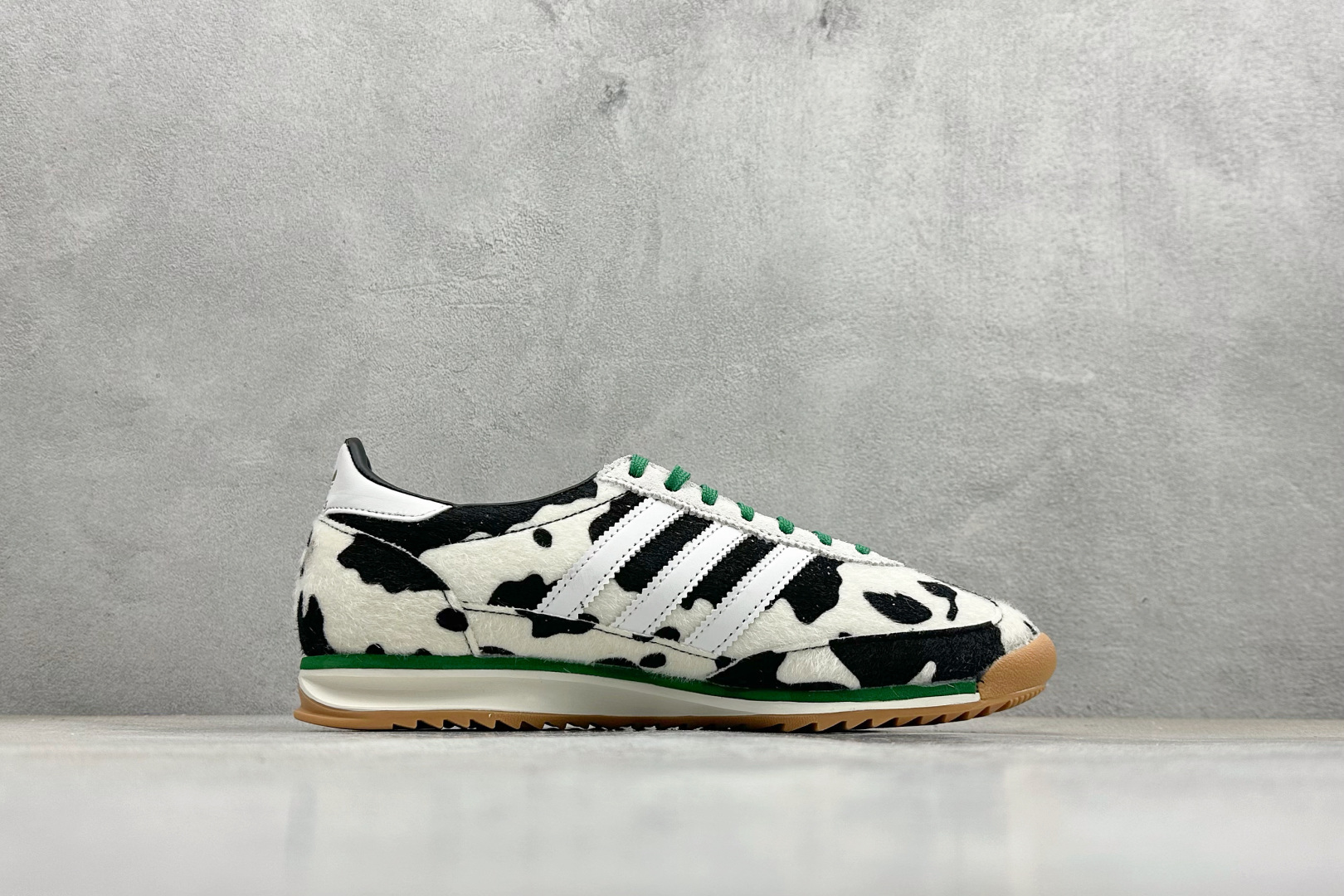 Adidas Board Shoes L-s