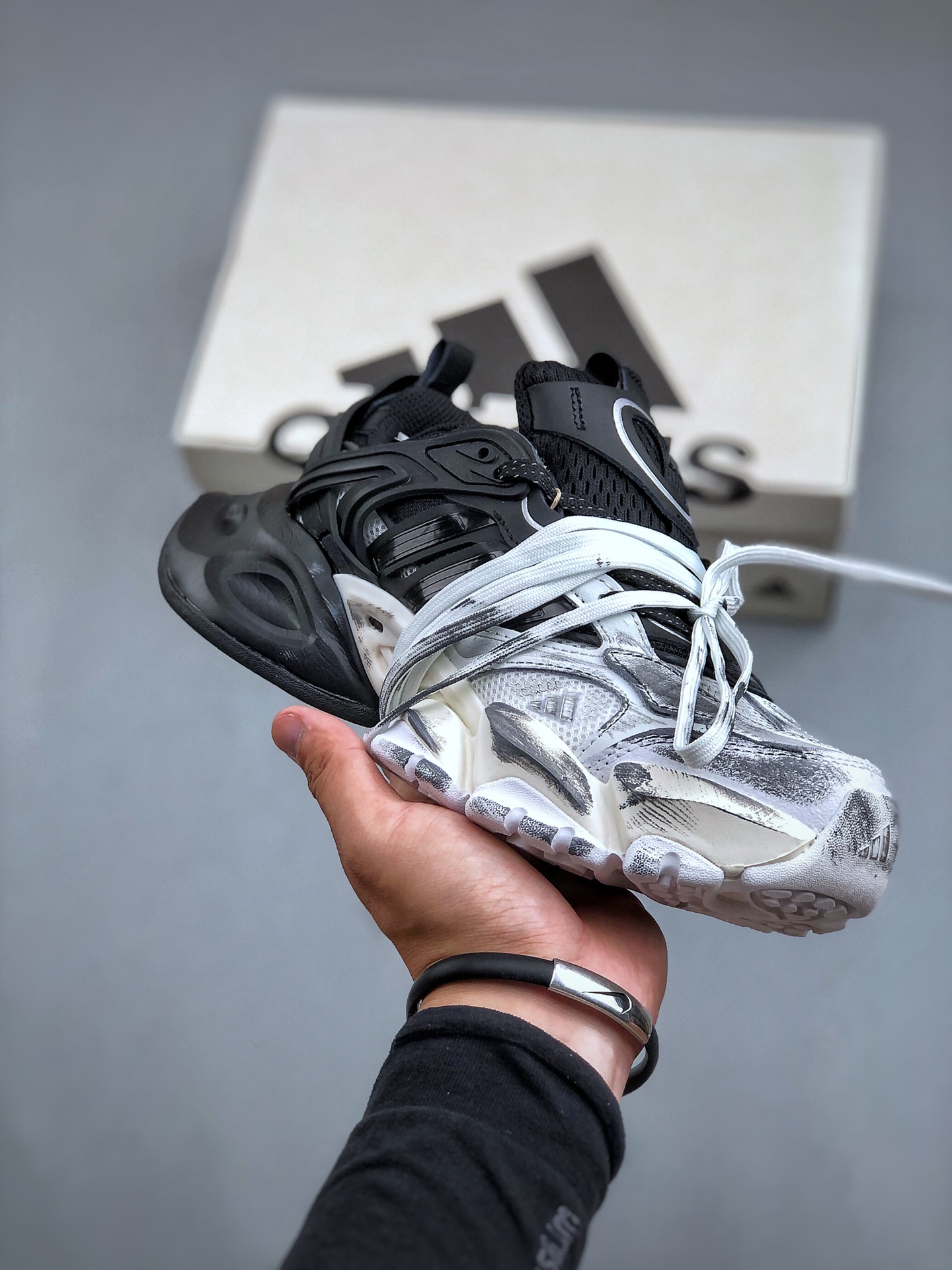 Adidas Basic Shoes L-xl