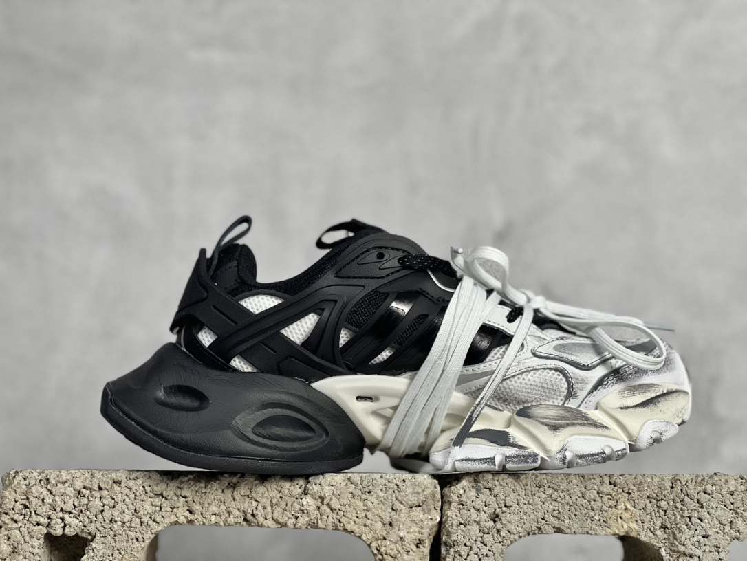 Adidas Basic Shoes L-xl