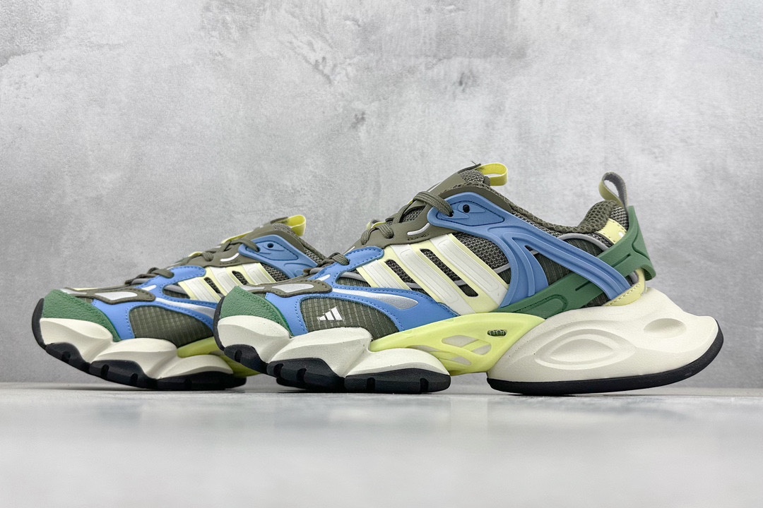 Adidas Basic Shoes L-xl