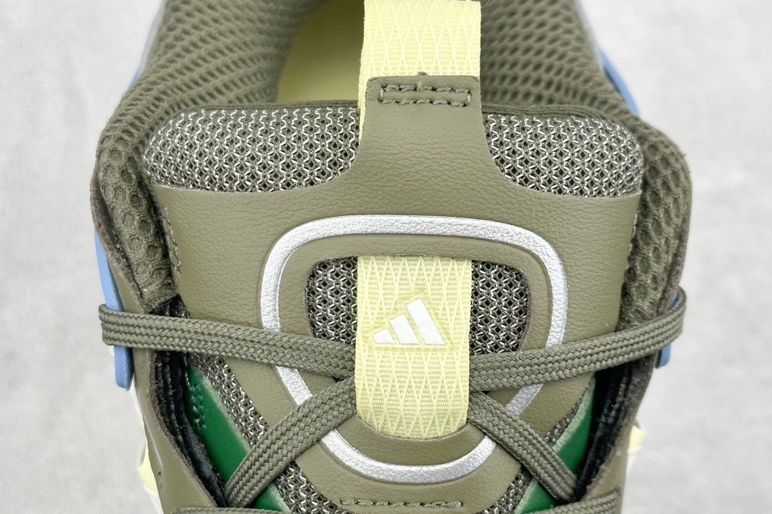 Adidas Basic Shoes L-xl