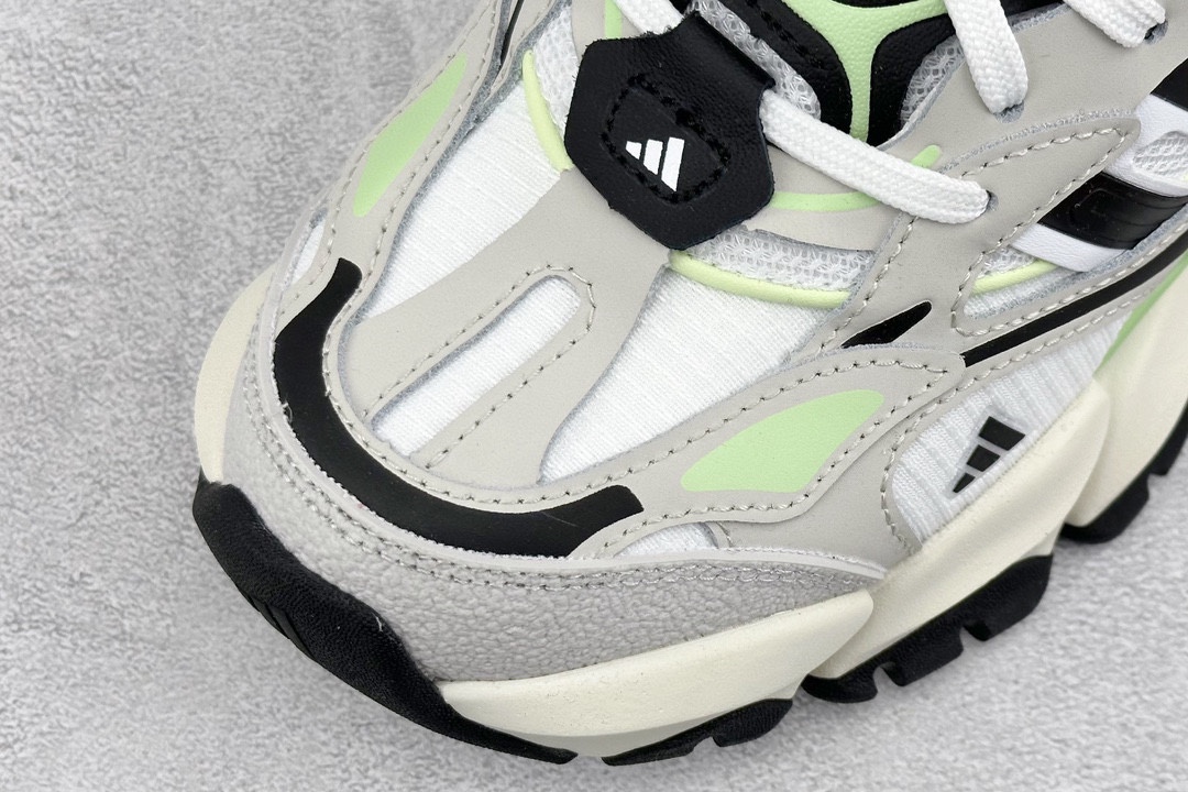 Adidas Basic Shoes L-xl