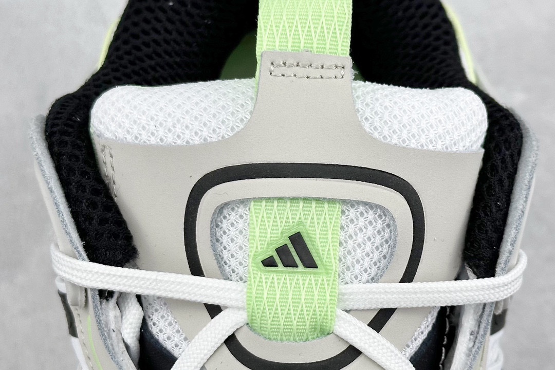 Adidas Basic Shoes L-xl