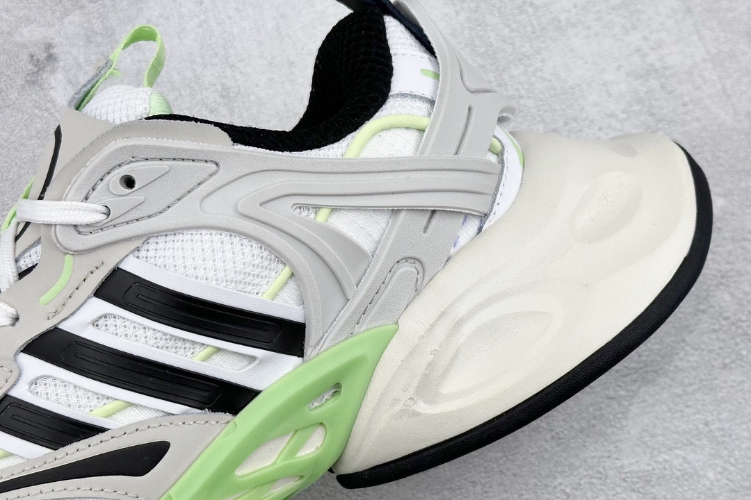 Adidas Basic Shoes L-xl