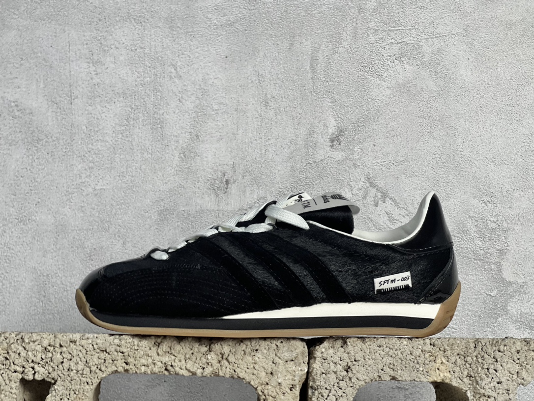 Adidas Board Shoes M-s