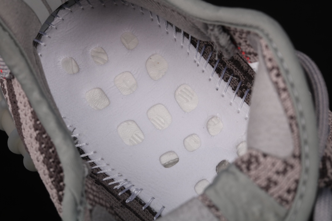 Adidas Yeezy Couple Basic Shoes S