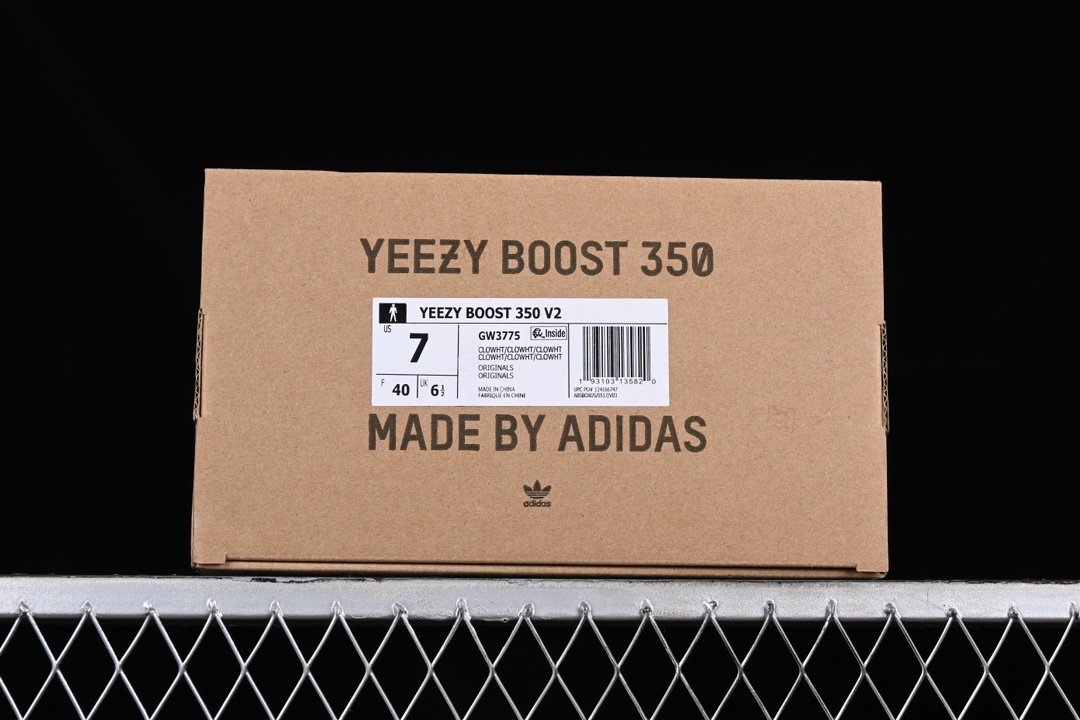 Adidas Yeezy Couple Basic Shoes S