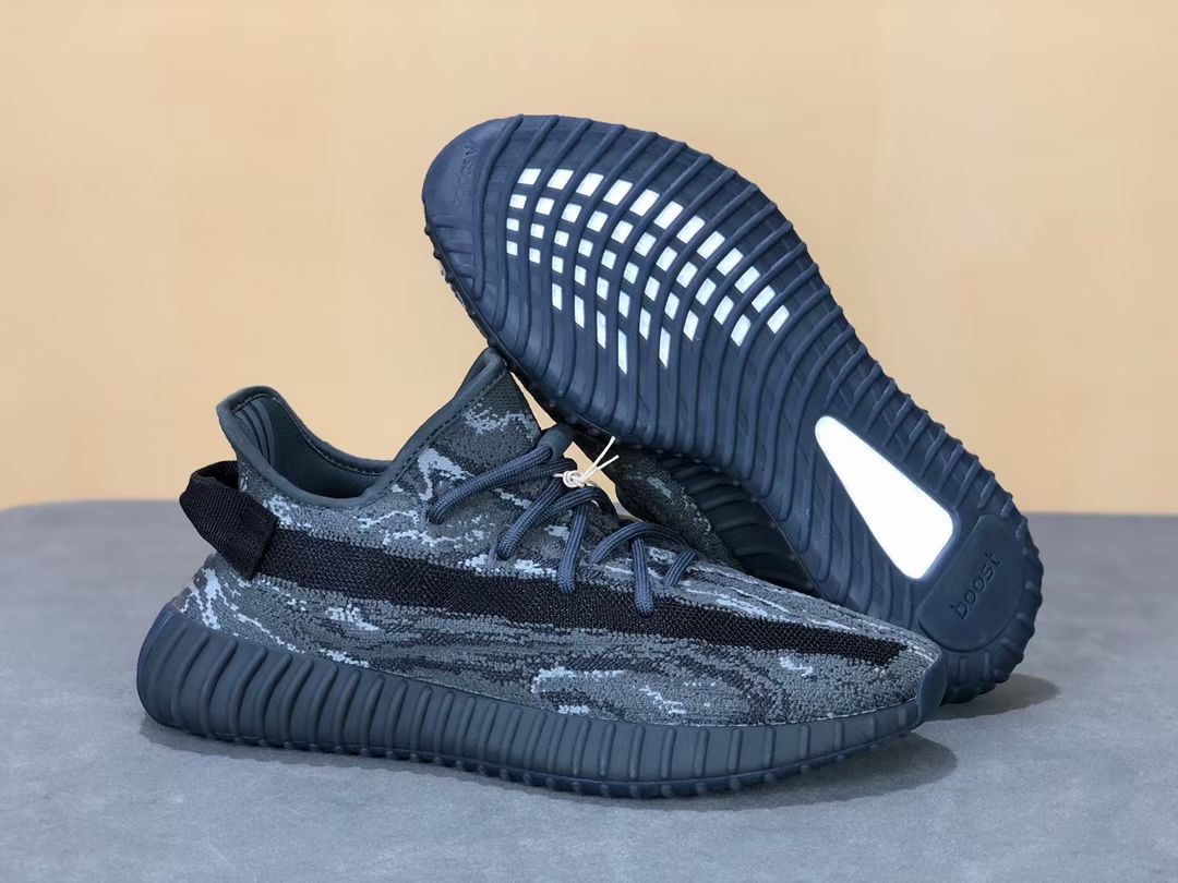 Adidas Yeezy Couple Basic Shoes S