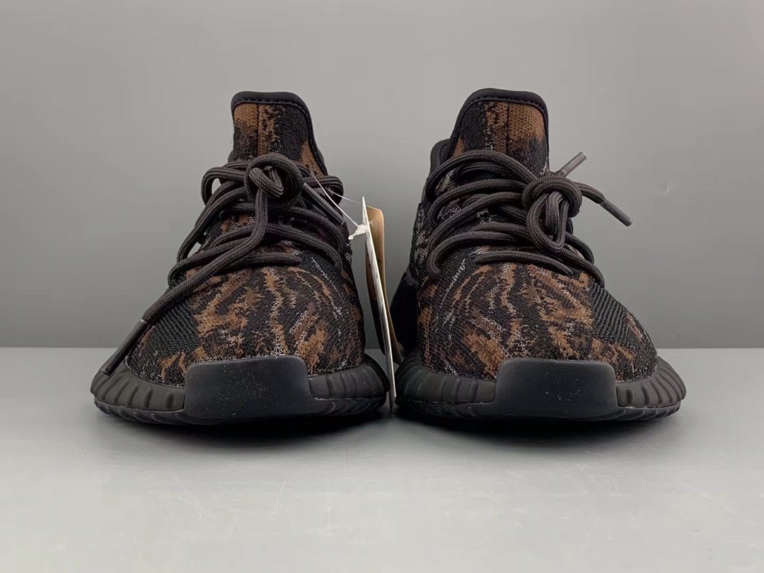 Adidas Yeezy Couple Basic Shoes S