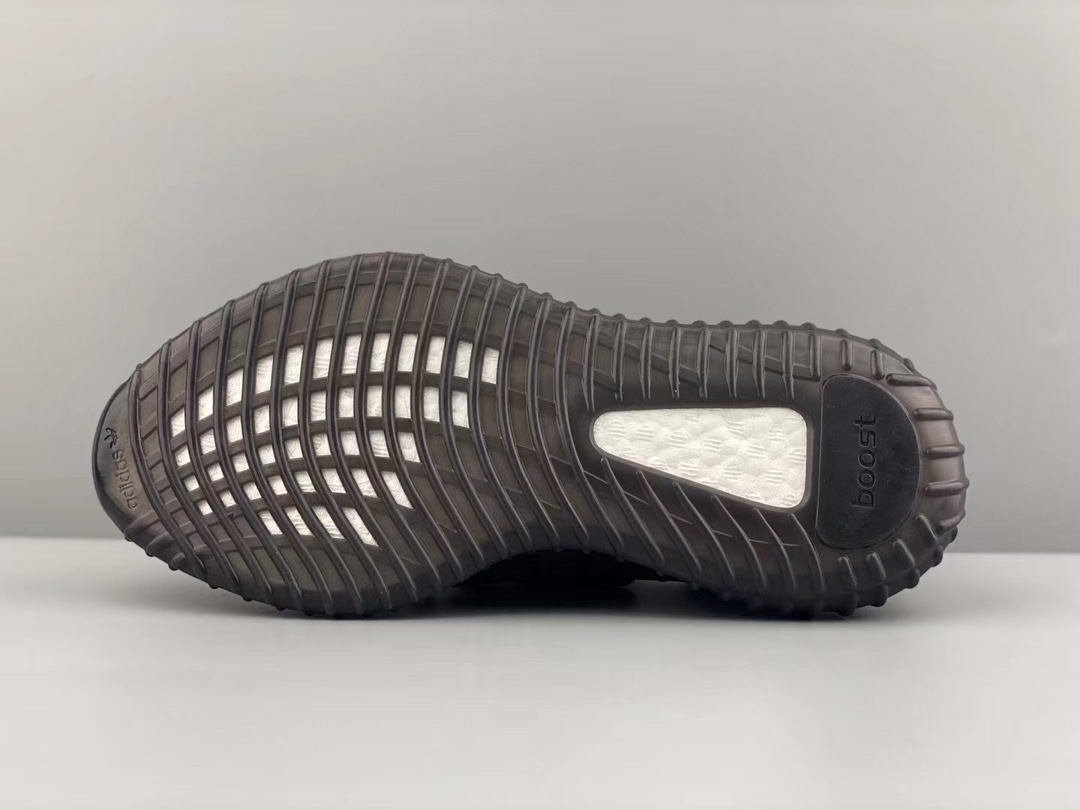 Adidas Yeezy Couple Basic Shoes S