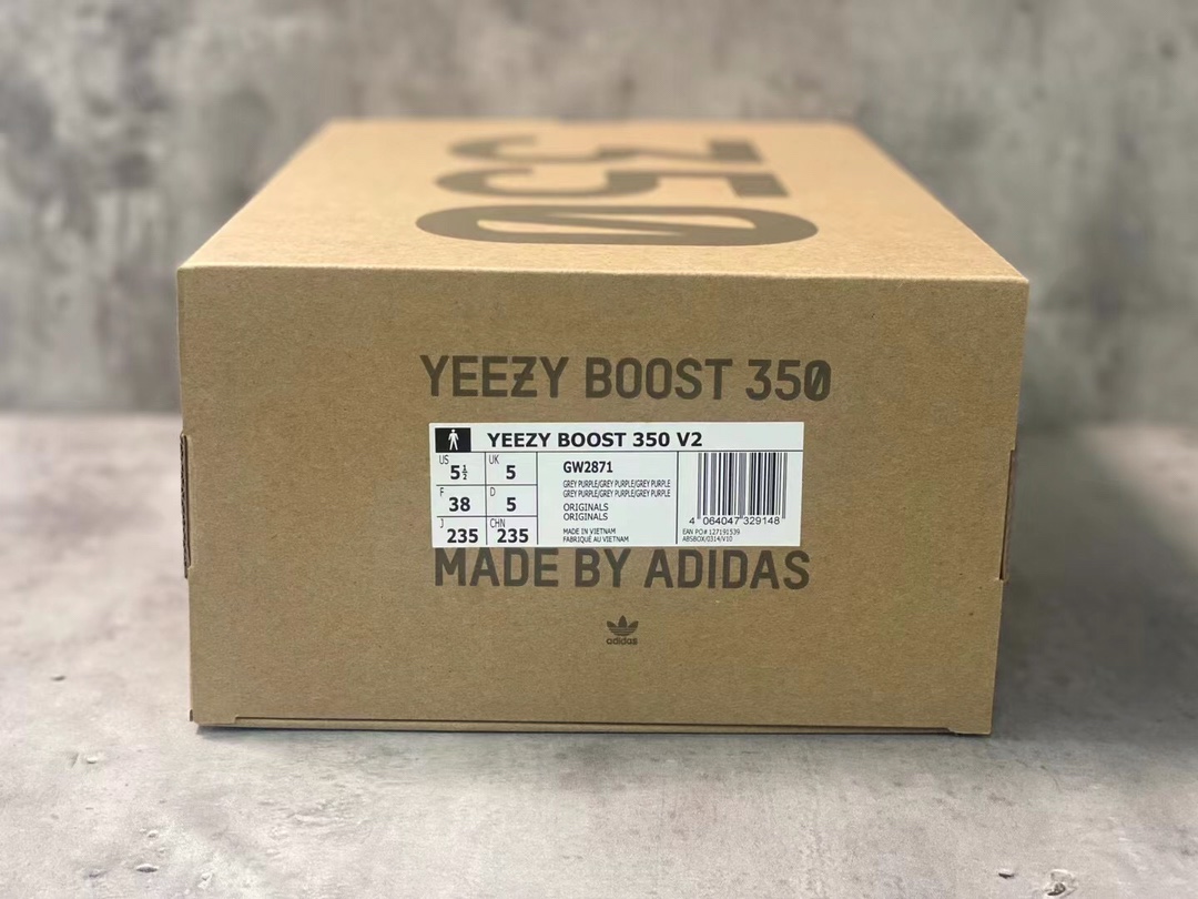 Adidas Yeezy Couple Basic Shoes S