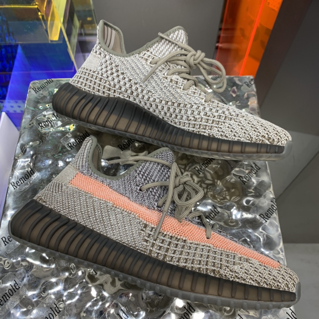 Adidas Yeezy Couple Basic Shoes S