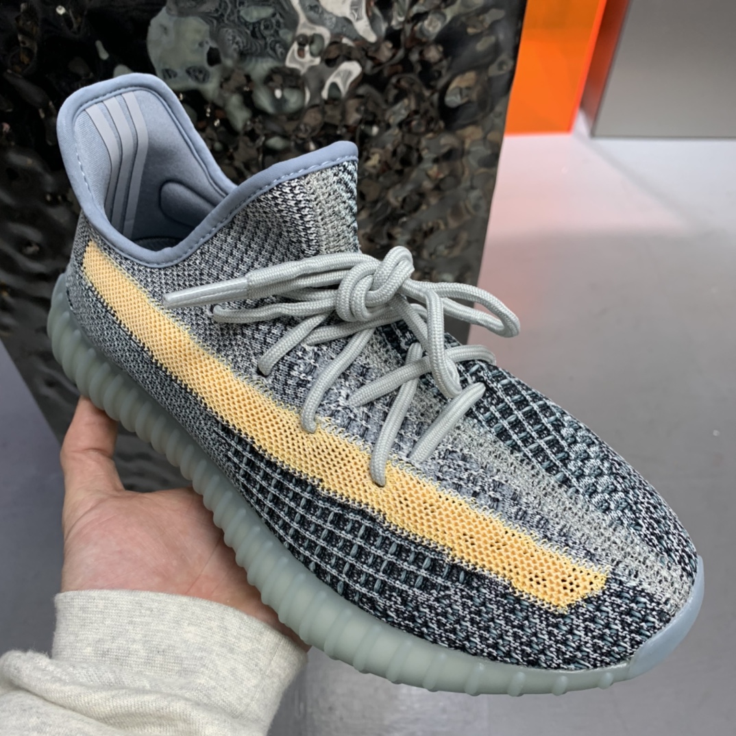 Adidas Yeezy Couple Basic Shoes S