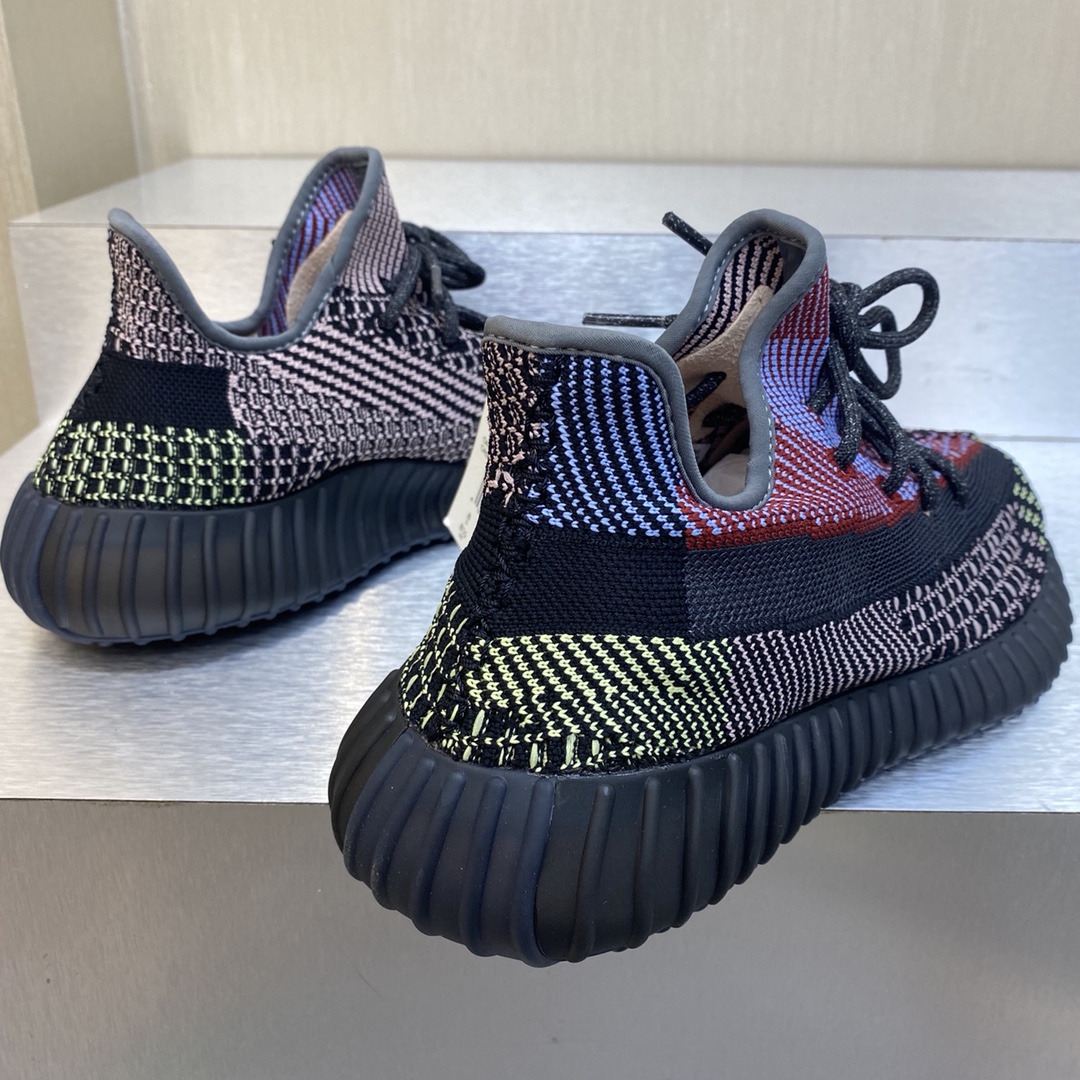 Adidas Yeezy Couple Basic Shoes S