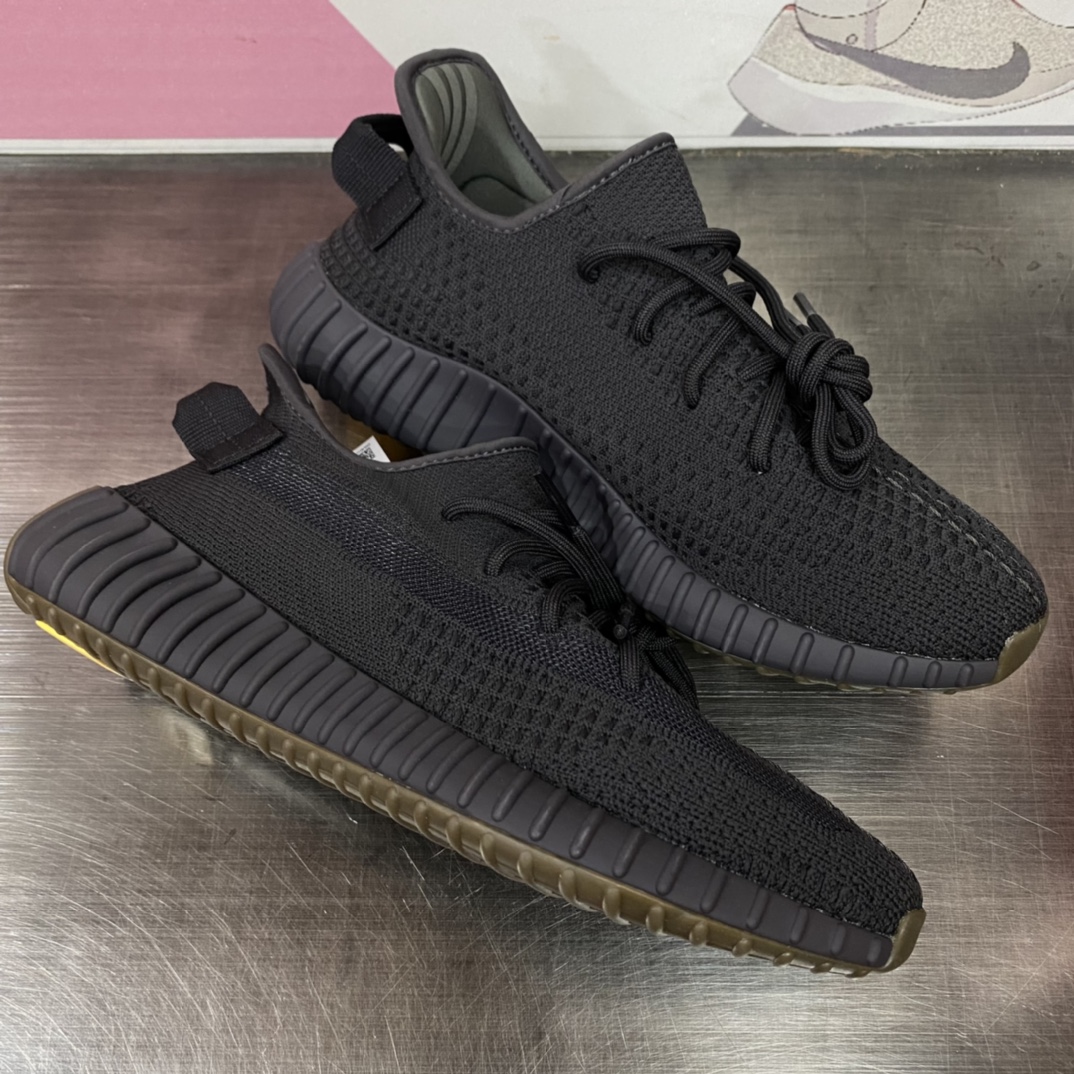 Adidas Yeezy Couple Basic Shoes S