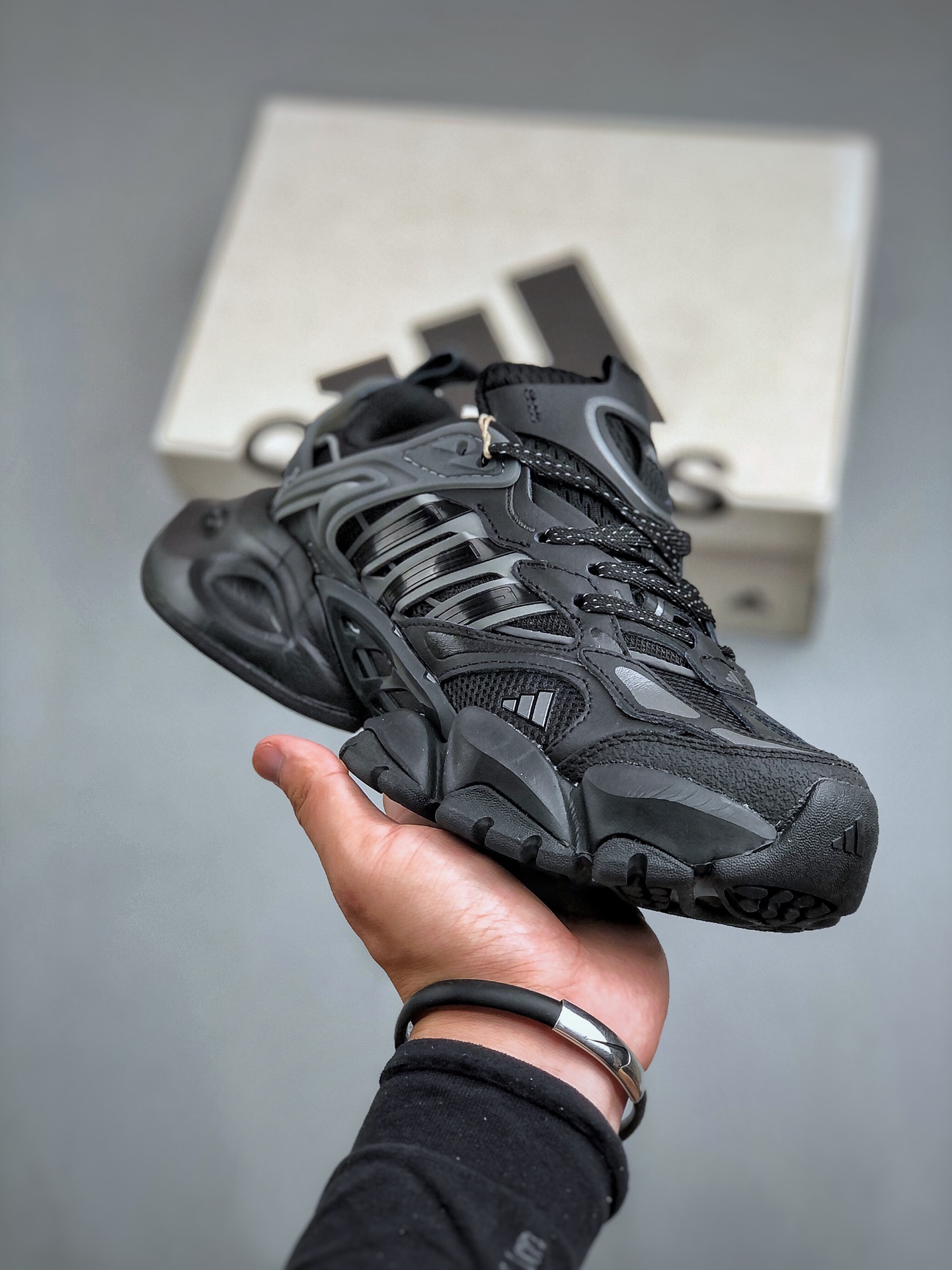 Adidas Running Shoes L-s-xl