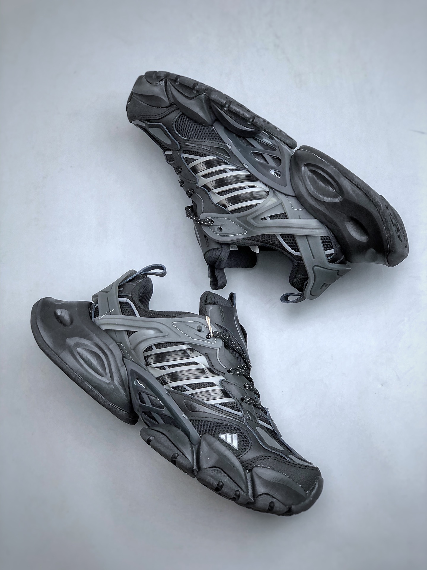 Adidas Running Shoes L-s-xl