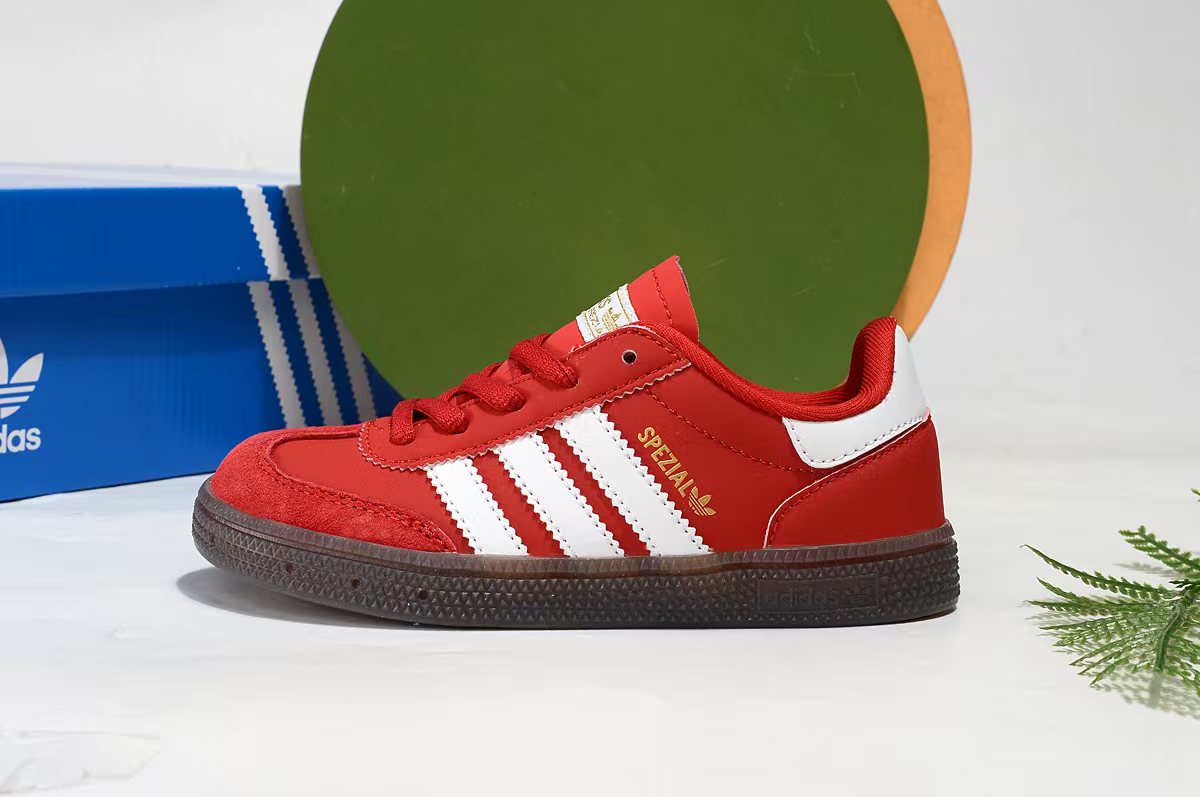Adidas Basic Shoes 37-s