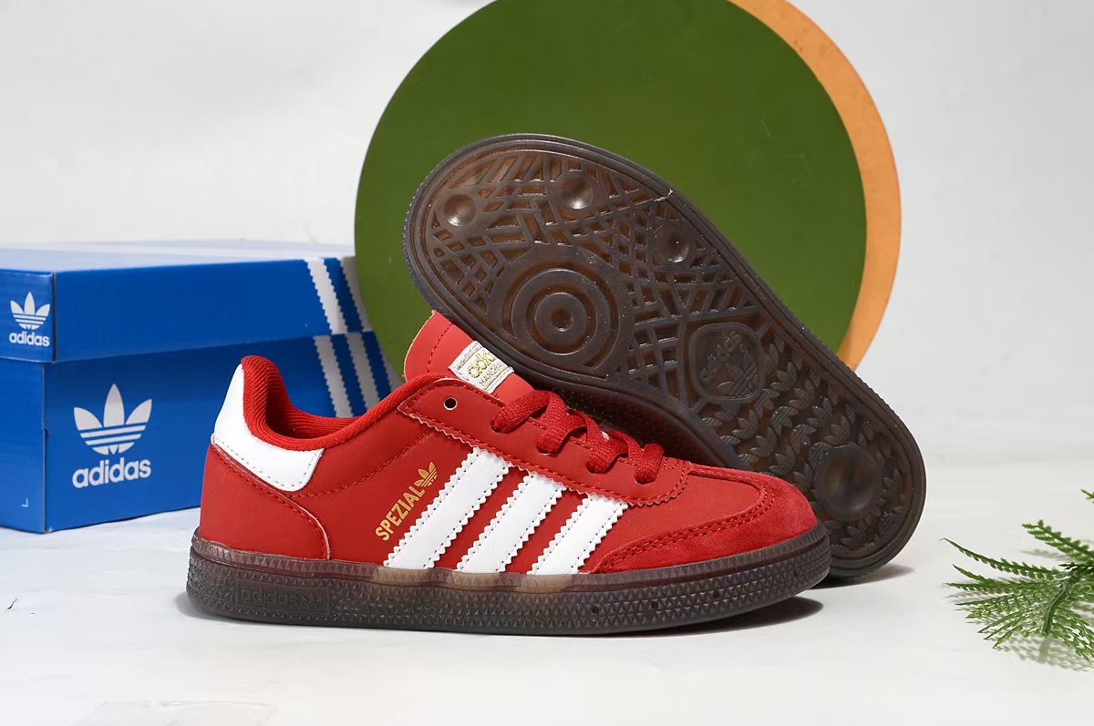 Adidas Basic Shoes 37-s