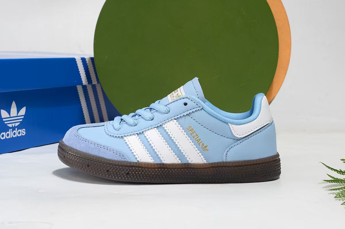Adidas Basic Shoes 37-s