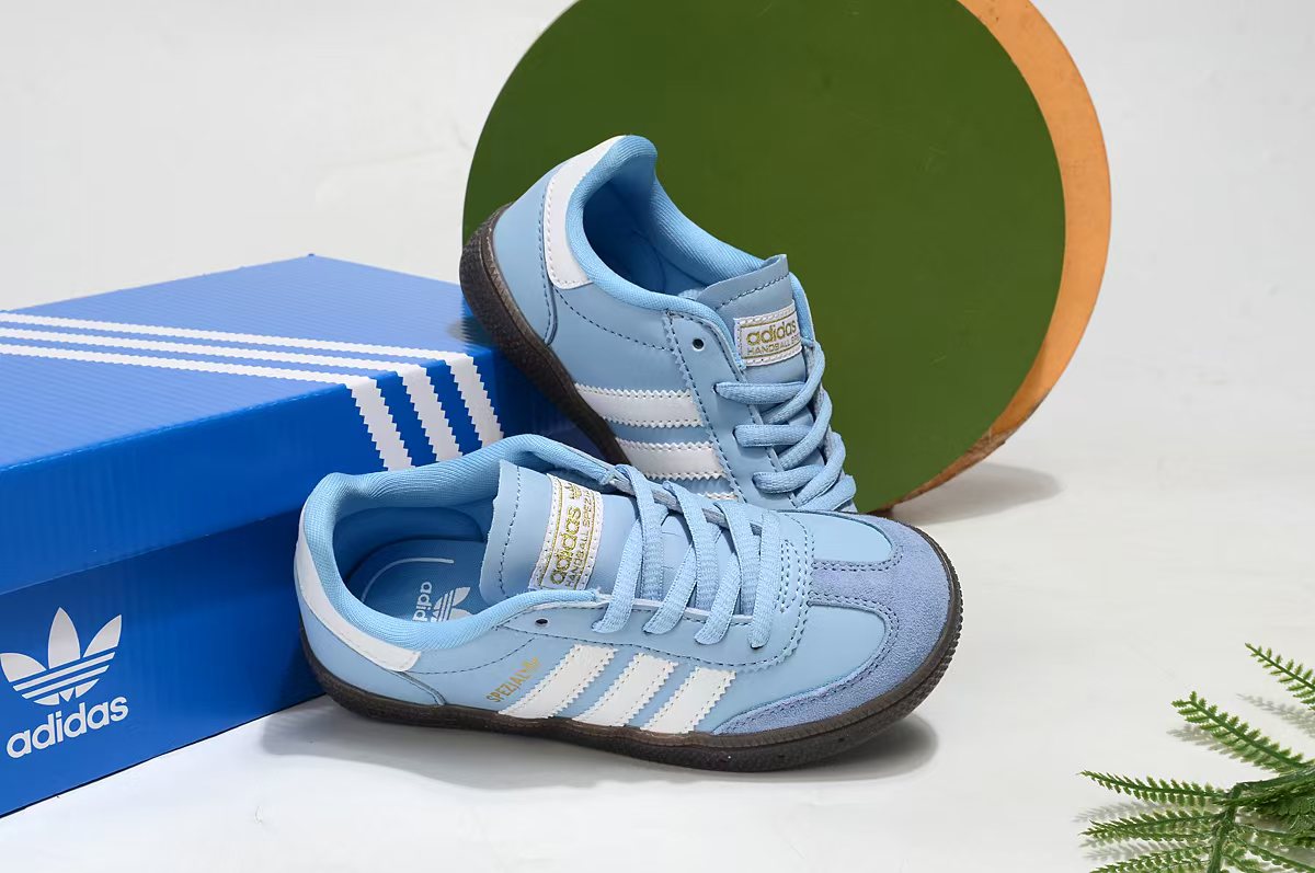 Adidas Basic Shoes 37-s