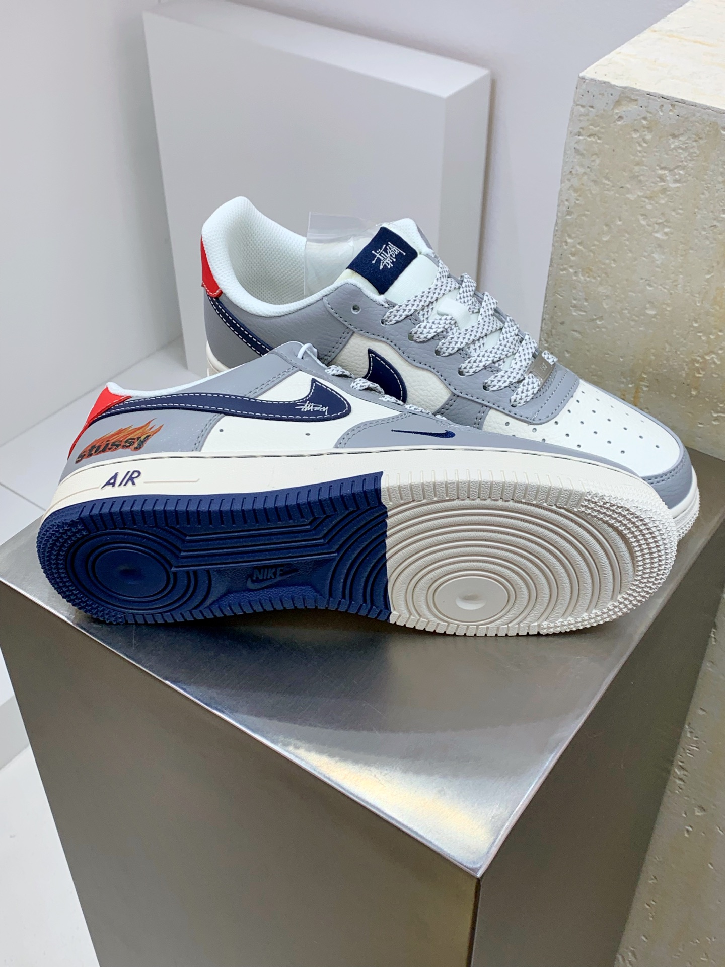 Basic Shoes L-s