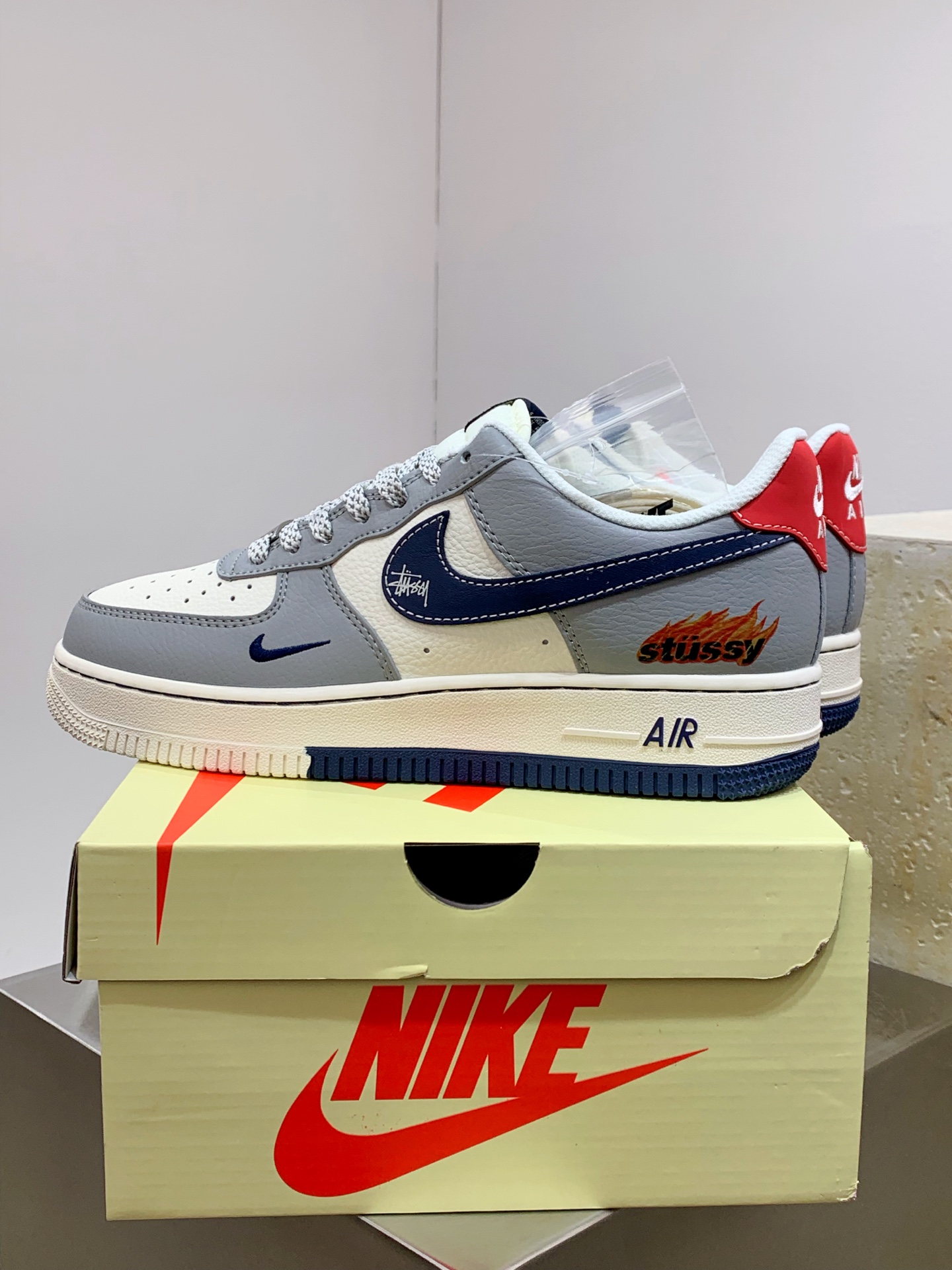 Basic Shoes L-s