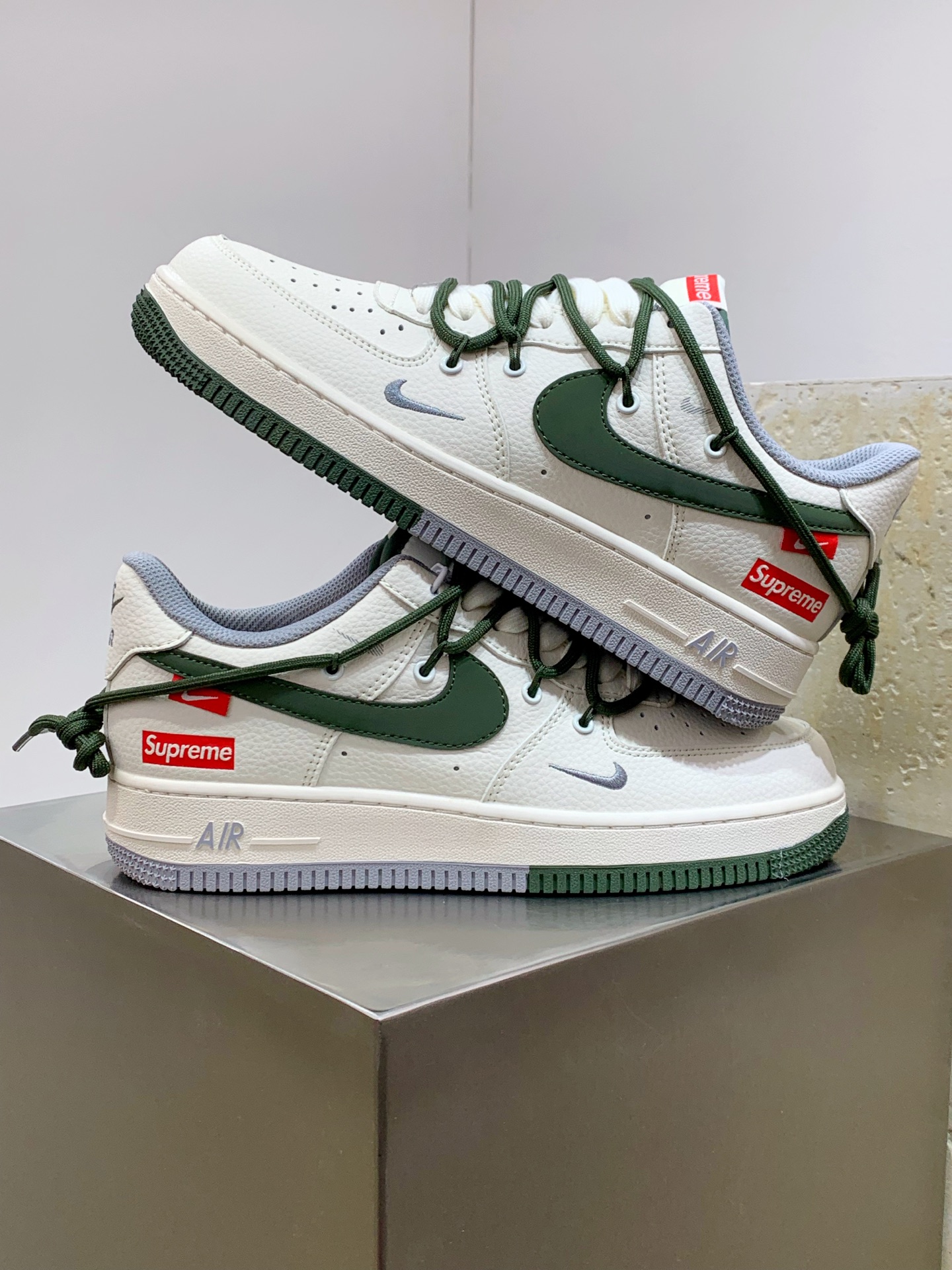 Supreme Basic Shoes M-l-s