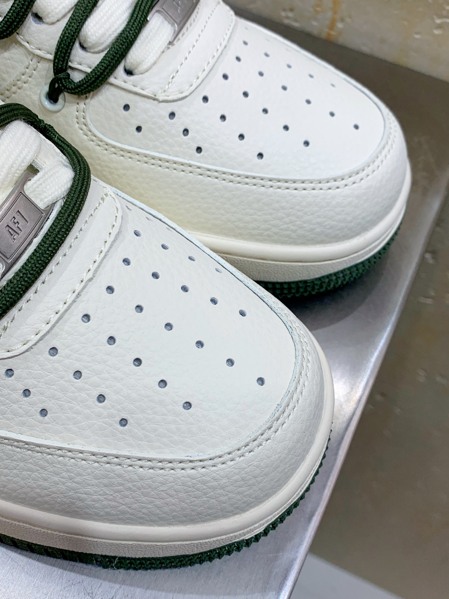 Supreme Basic Shoes M-l-s