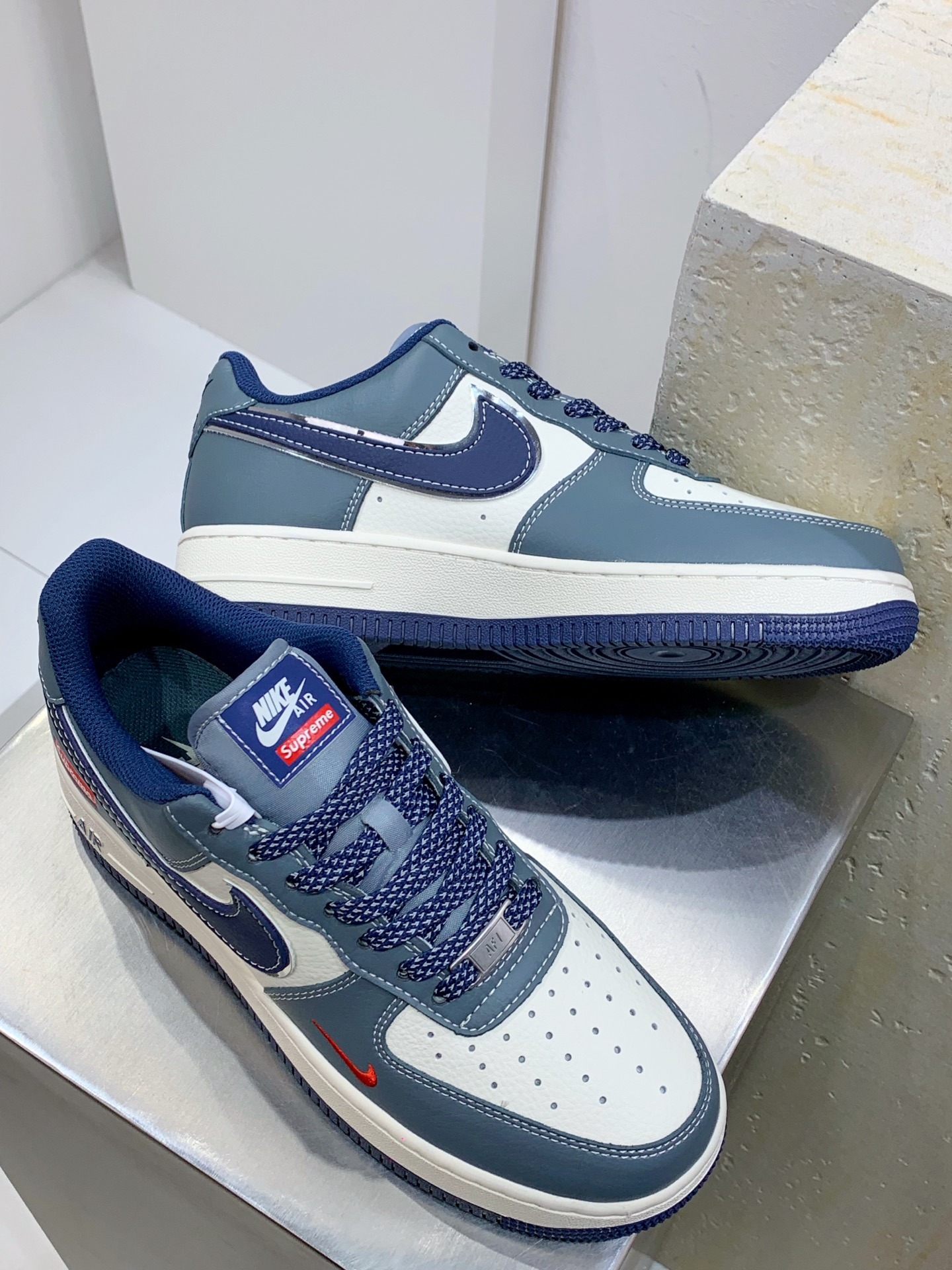 Supreme Basic Shoes M-l-s